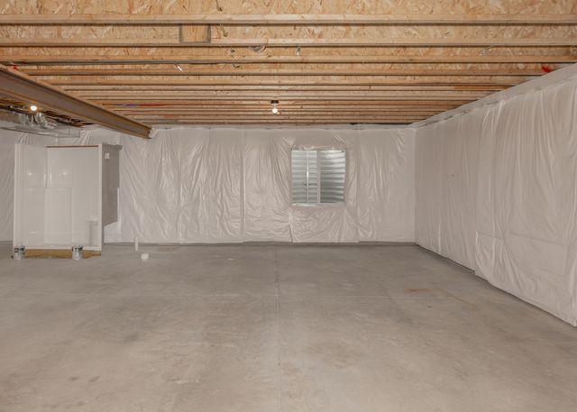 1430 Olde Brandy Lane, Davenport, IA 52807