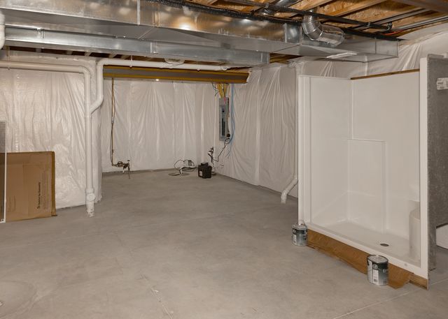 1430 Olde Brandy Lane, Davenport, IA 52807