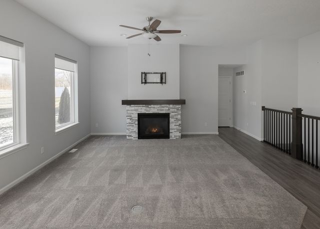 1430 Olde Brandy Lane, Davenport, IA 52807