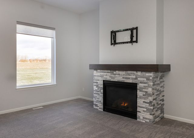 1430 Olde Brandy Lane, Davenport, IA 52807