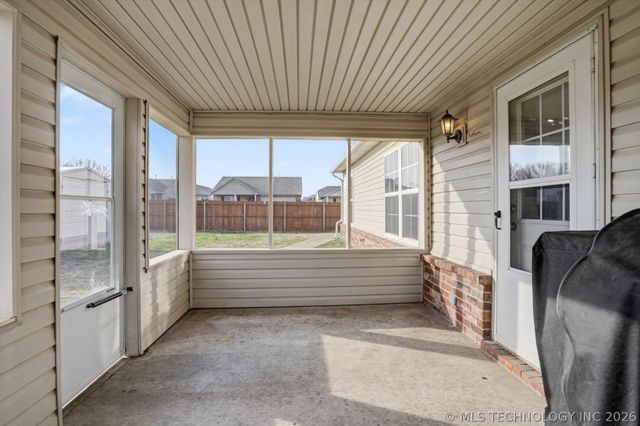 11101 N 120th East Avenue, Owasso, OK 74055