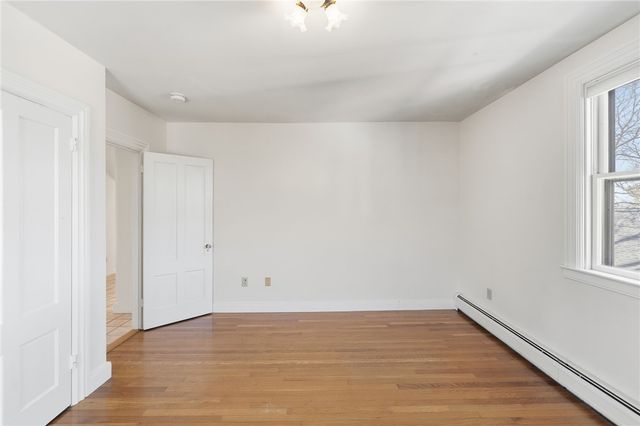 686 Hope Street 3, Bristol, RI 02809