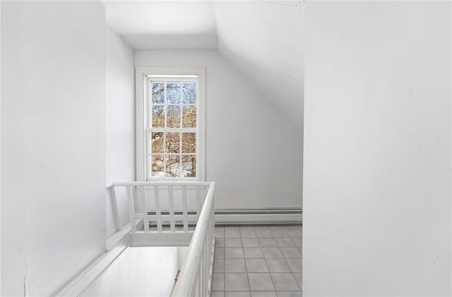 686 Hope Street 3, Bristol, RI 02809