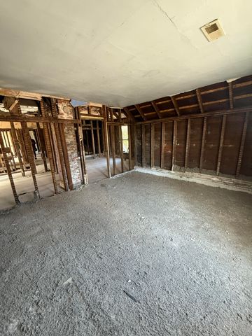703 W 9th Street, Michigan City, IN 46360