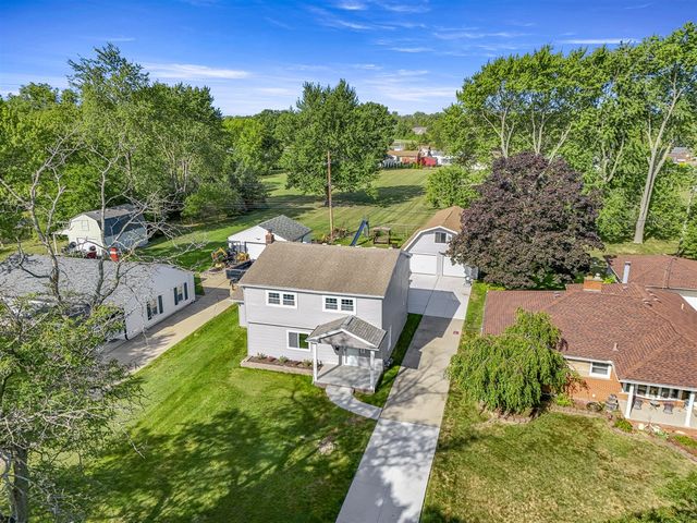 3158 Lafayette Drive, Trenton, MI 48183