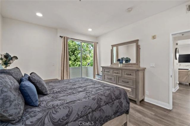 19350 Sherman Way 201, Reseda, CA 91335