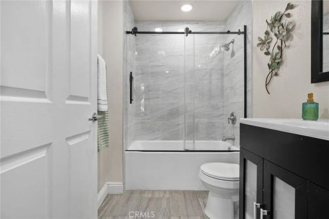 19350 Sherman Way 201, Reseda, CA 91335