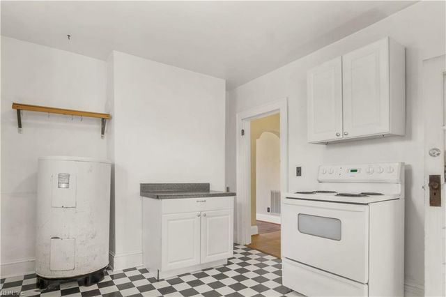 102 Jordan DR, Smithfield, VA 23430