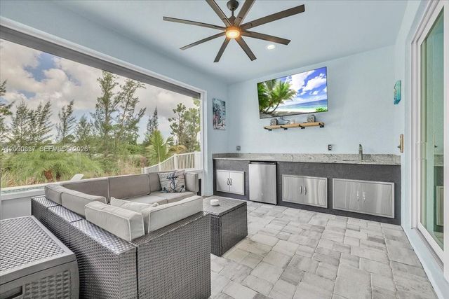 2720 NW 22nd Avenue, Cape Coral, FL 33993