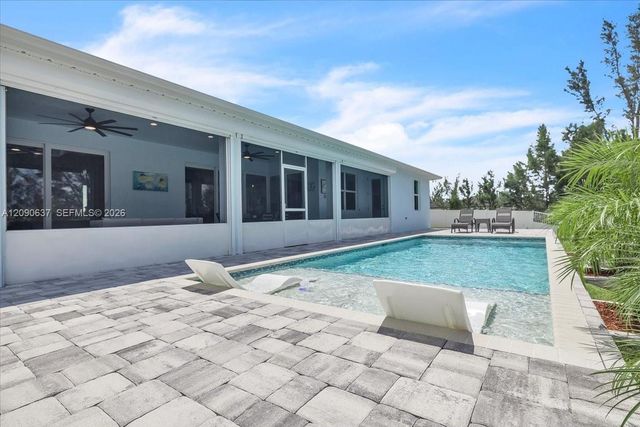 2720 NW 22nd Avenue, Cape Coral, FL 33993
