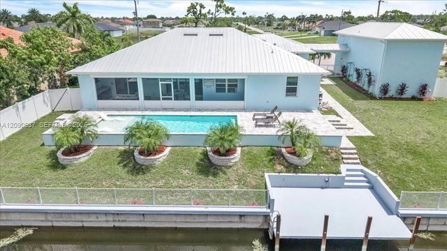 2720 NW 22nd Avenue, Cape Coral, FL 33993