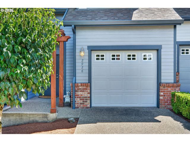 2926 Sw TEXAS St, Portland, OR 97219