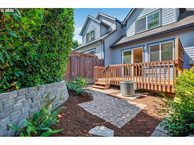 2926 Sw TEXAS St, Portland, OR 97219