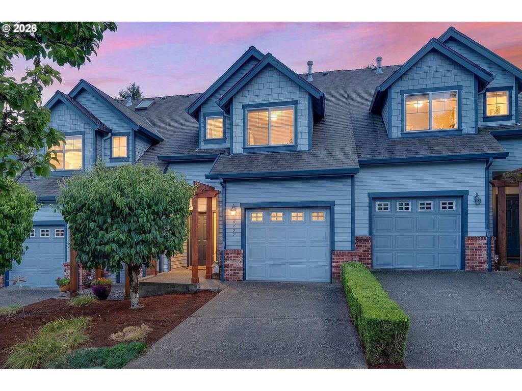 2926 Sw TEXAS St, Portland, OR 97219