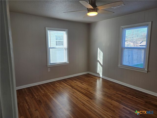 1706 S 41st Street, Temple, TX 76504