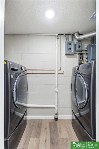 2211 N 137th Street, Omaha, NE 68164