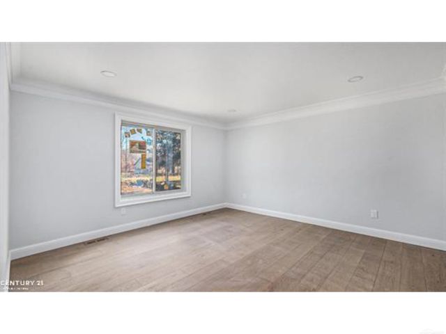 56350 Willow Creek Boulevard, Shelby Twp, MI 48316