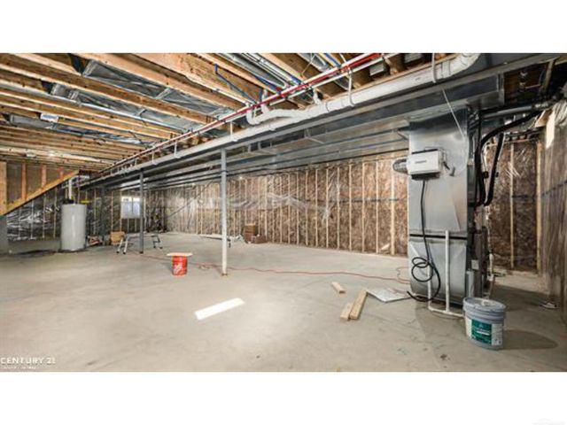 56350 Willow Creek Boulevard, Shelby Twp, MI 48316