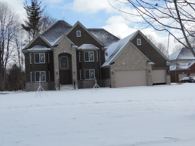 56350 Willow Creek Boulevard, Shelby Twp, MI 48316