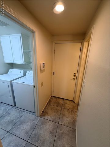 925 Lexington Cross Drive, Las Vegas, NV 89144