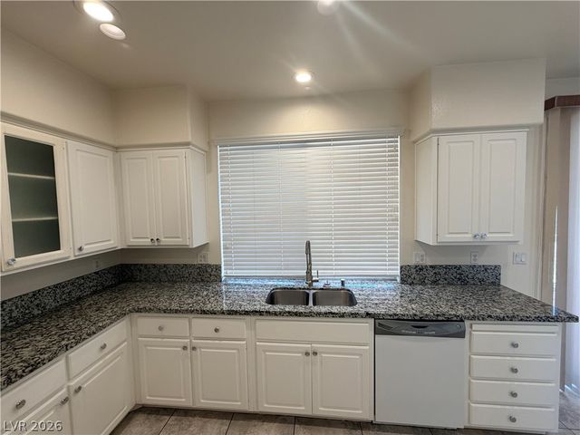 925 Lexington Cross Drive, Las Vegas, NV 89144
