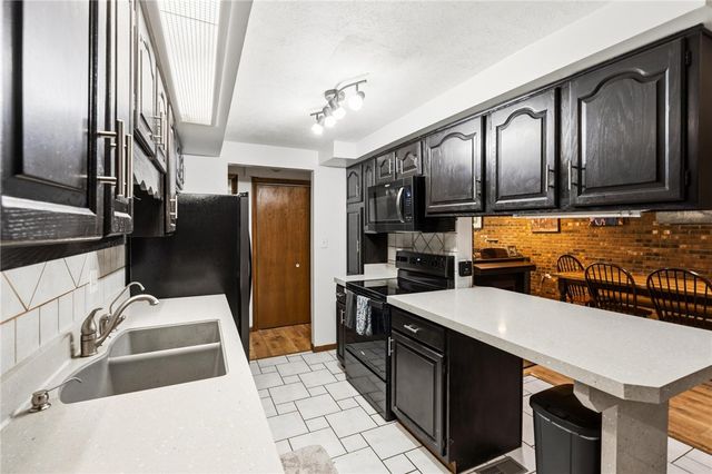 1940 Armstrong Road, Bath Twp, OH 45324