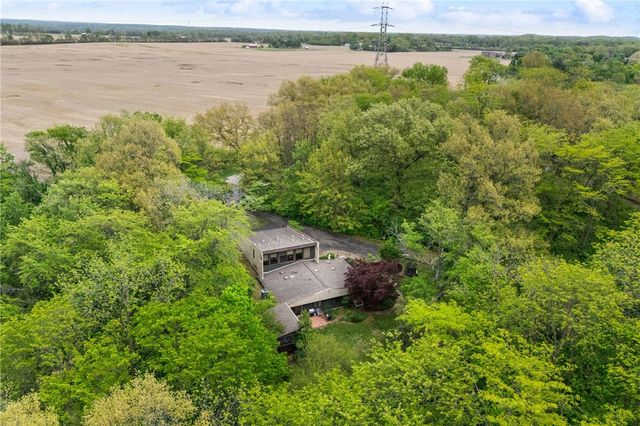 1940 Armstrong Road, Bath Twp, OH 45324