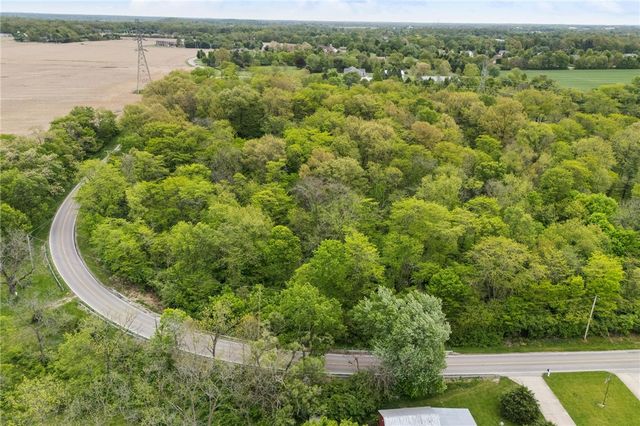 1940 Armstrong Road, Bath Twp, OH 45324