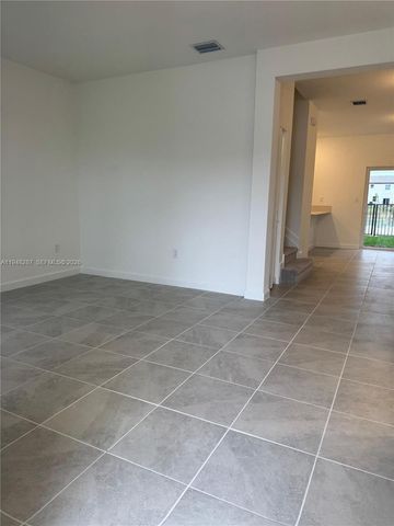 2724 SE 26th Ave 0, Homestead, FL 33035