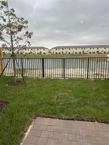 2724 SE 26th Ave 0, Homestead, FL 33035