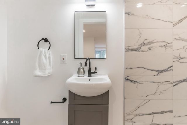 3326 12TH ST SE, Washington, DC 20032