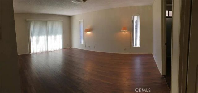 991 Everett, Los Angeles, CA 90026