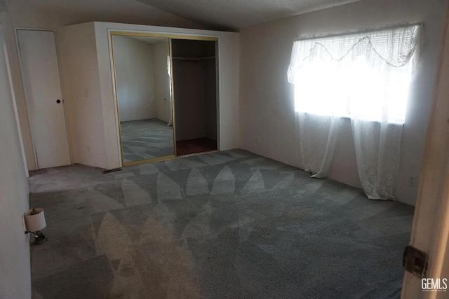 5909 Cliffwood Way, Bakersfield, CA 93306