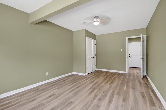 6 Dee Dee Cir, Little Rock, AR 72223