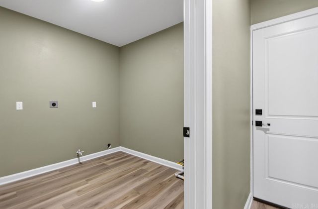 6 Dee Dee Cir, Little Rock, AR 72223