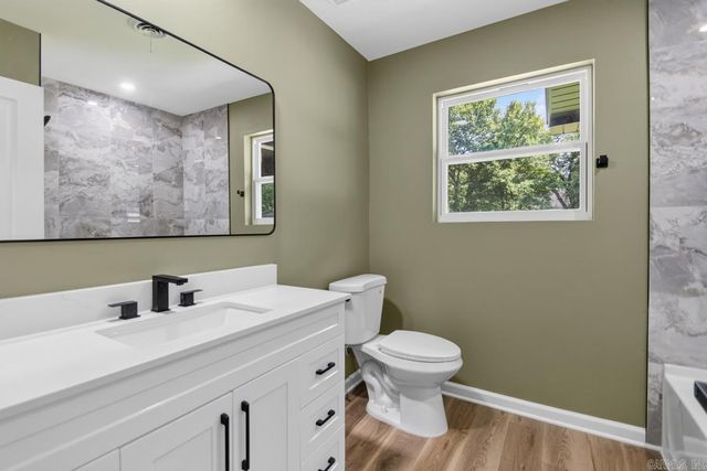 6 Dee Dee Cir, Little Rock, AR 72223