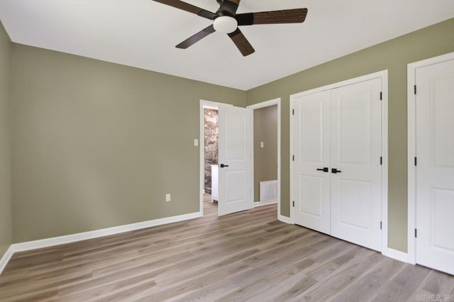 6 Dee Dee Cir, Little Rock, AR 72223