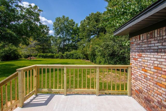 6 Dee Dee Cir, Little Rock, AR 72223