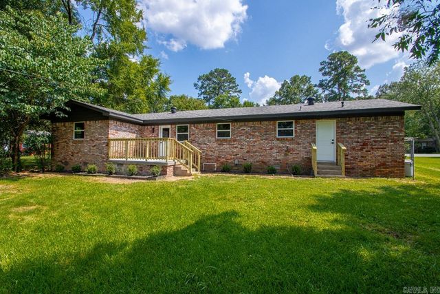 6 Dee Dee Cir, Little Rock, AR 72223