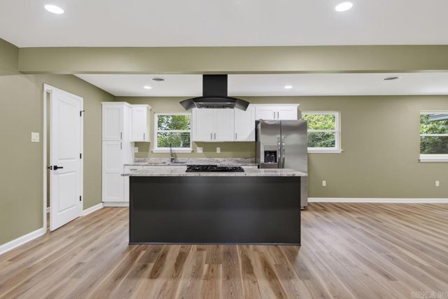 6 Dee Dee Cir, Little Rock, AR 72223