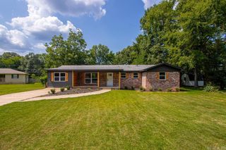 6 Dee Dee Cir, Little Rock, AR 72223
