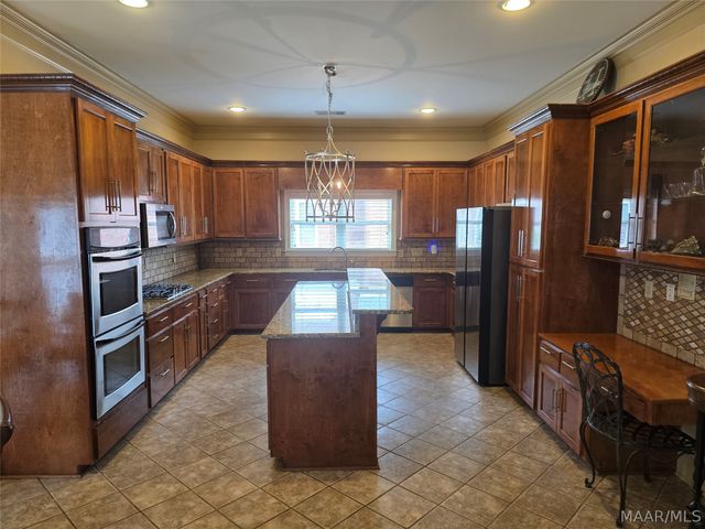 3112 Fieldcrest Drive, Montgomery, AL 36106