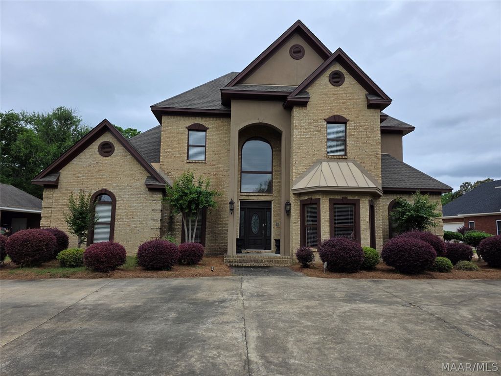 3112 Fieldcrest Drive, Montgomery, AL 36106