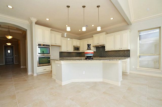 4802 Fairford, Sugar Land, TX 77479