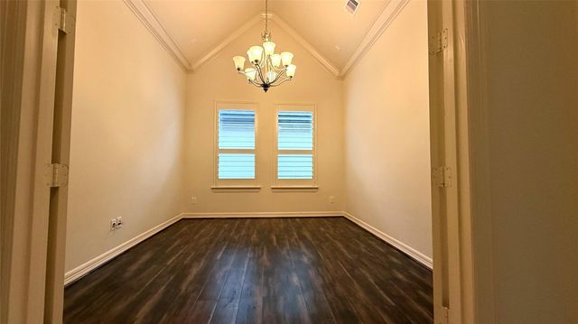 4802 Fairford, Sugar Land, TX 77479