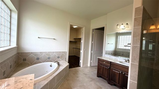 4802 Fairford, Sugar Land, TX 77479