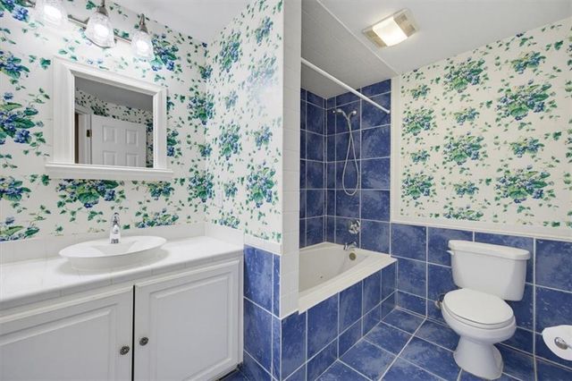 1014 Legacy Walk, Woodstock, GA 30189