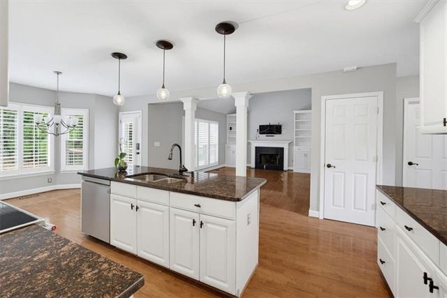 1014 Legacy Walk, Woodstock, GA 30189
