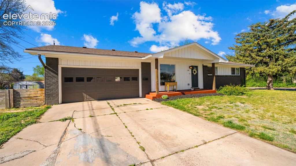701 Del Brook Drive, Colorado Springs, CO 80911 — photo 2