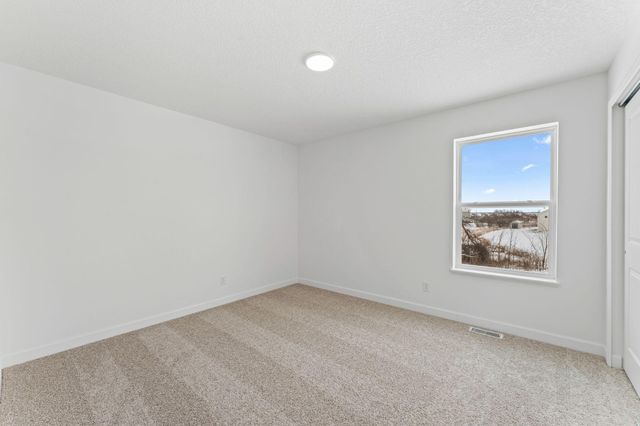 8550 Farmstead Avenue NE, Monticello, MN 55362